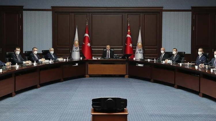 AK Parti MYKda konuşuldu: Metaverse önlemi AK Parti MYKda konuşuldu: Metaverse önlemi