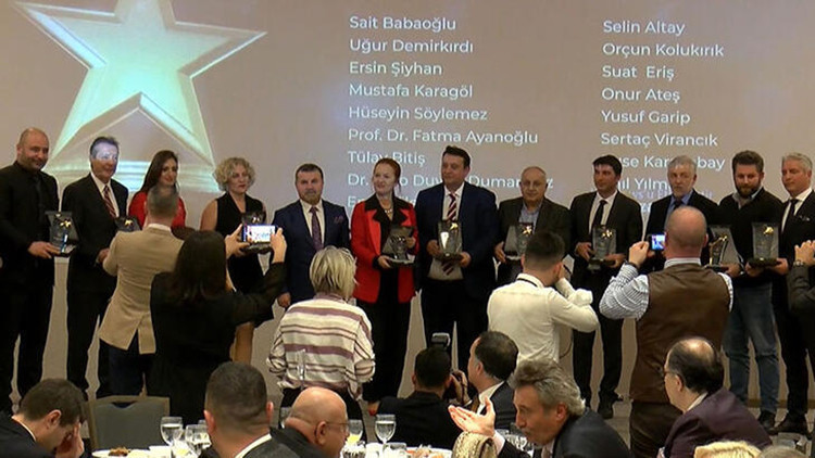 Sporda 2021 yılının en iyileri ödüllendirildi