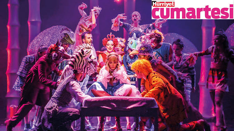 Özlenenler sahnede… Özlenenler sahnede…