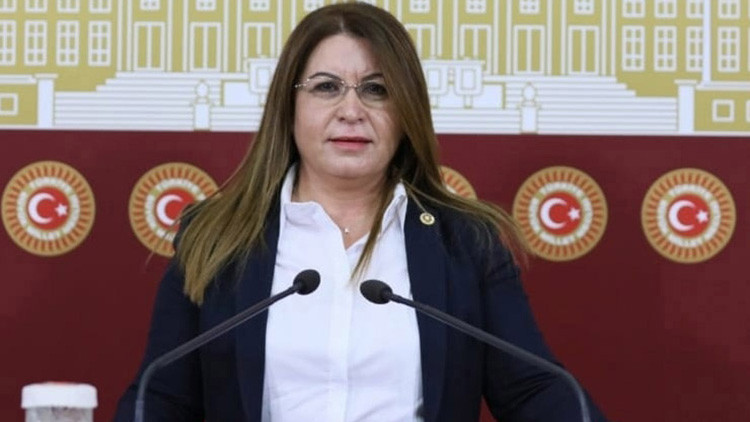 CHPli Gülizar Biçer Karaca koronavirüse yakalandı