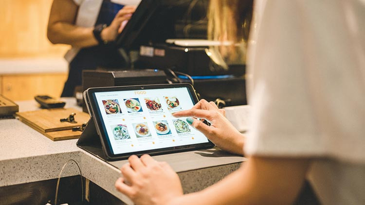 Açılış ücretleri sektörde yaygın uygulanmaz