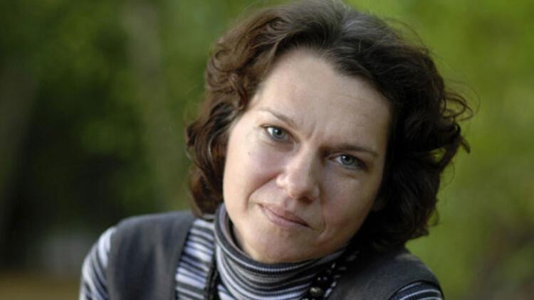 Yazar Aslı Erdoğana örgüt propagandası davasında beraat