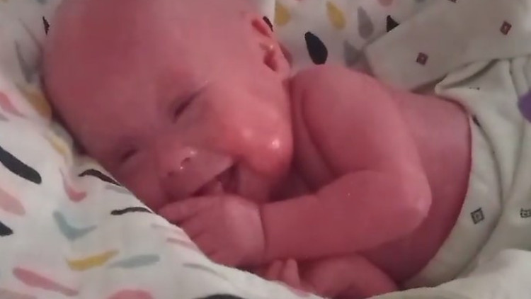 300 binde bir görülen bir hastalıkla doğan Gökdeniz bebeğin hikayesini annesi anlattı: Hayatımın en uzun 3 dakikasıydı 300 binde bir görülen bir hastalıkla doğan Gökdeniz bebeğin hikayesini annesi anlattı: Hayatımın en uzun 3 dakikasıydı