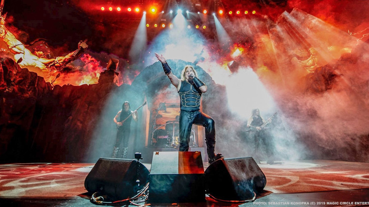 Metal efsanesi Manowar geliyor