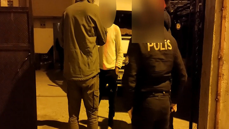 Tarsusta terör propagandasına 7 gözaltı