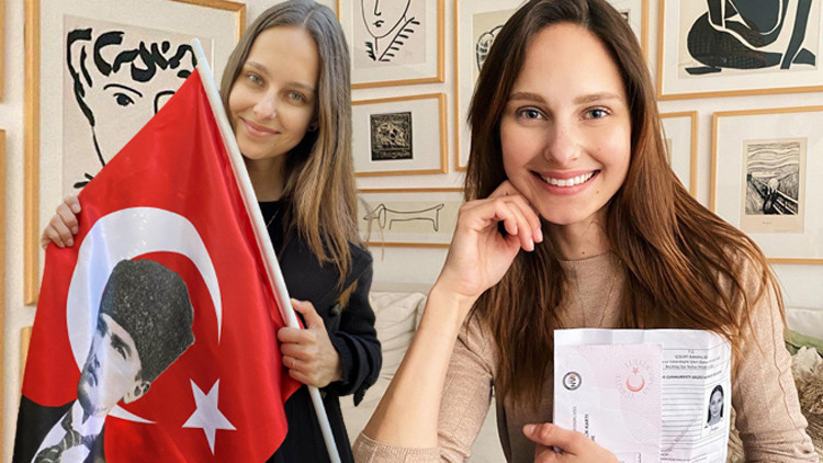 Brezilyalı oyuncu Jessica May Türk vatandaşı oldu Brezilyalı oyuncu Jessica May Türk vatandaşı oldu