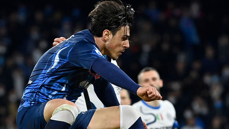 Son Dakika: Eljif Elmas transferinde ezeli rakipler karşı karşıya Takas seçeneği de devrede...