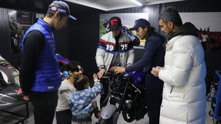 Milli motosikletçiler Can Öncü ve Bahattin Sofuoğlu Dünya Supersport Şampiyonasına hazırlanıyor Milli motosikletçiler Can Öncü ve Bahattin Sofuoğlu Dünya Supersport Şampiyonasına hazırlanıyor