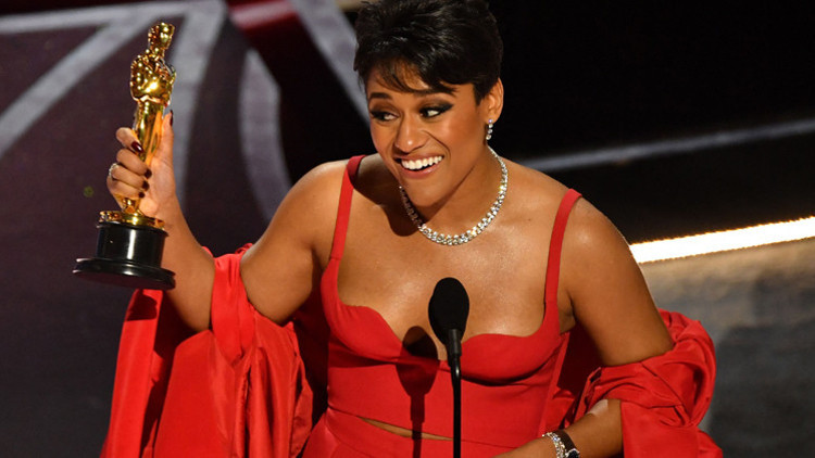 94üncü Oscar ödülleri dağıtılıyor: 61 yıl sonra ikinci kez... Törende Ukrayna gerilimi