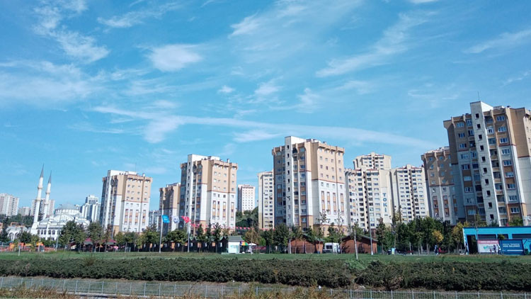 Site sakinleri dikkat ‘Hayalet komşu’ alarmı…