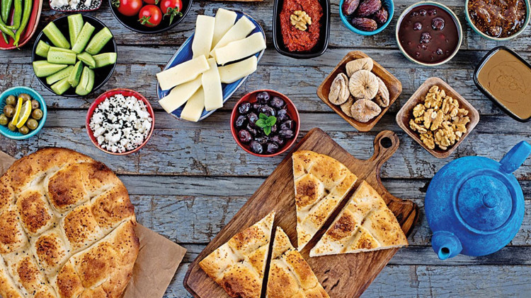 Yerel malzemelerimiz iftar sofrasının da bereketi