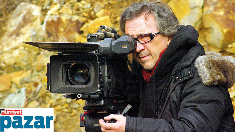 Osman Sınav ‘Üç-dört zamanda hikâye anlatmak çok kışkırtıcı geliyor’