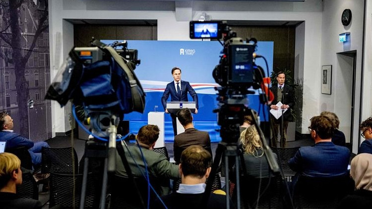 Hollanda: Devlet dairelerinde kaloriferler iki derece kısılacak Hollanda: Devlet dairelerinde kaloriferler iki derece kısılacak