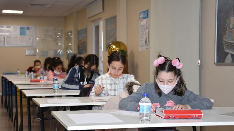 İlkokul öğrencileri arasında Tekirdağ ve Deniz konulu resim yarışması İlkokul öğrencileri arasında Tekirdağ ve Deniz konulu resim yarışması