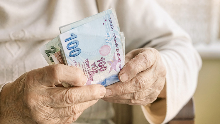 Emekli ikramiyesinde 1500 TL sinyali Emekli ikramiyesinde 1500 TL sinyali