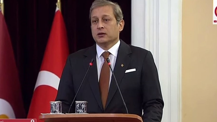 Galatasaray Başkanı Burak Elmastan Divan Kurulunda veda konuşması