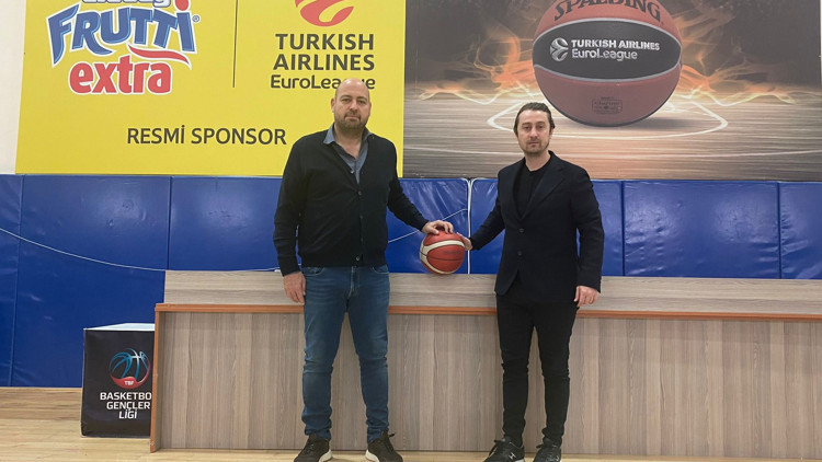 Frutti Extra Bursasporda başarının mimarları konuştu: Türkiyeye örnek, sürdürebilir bir yapı oluşturmak istiyoruz