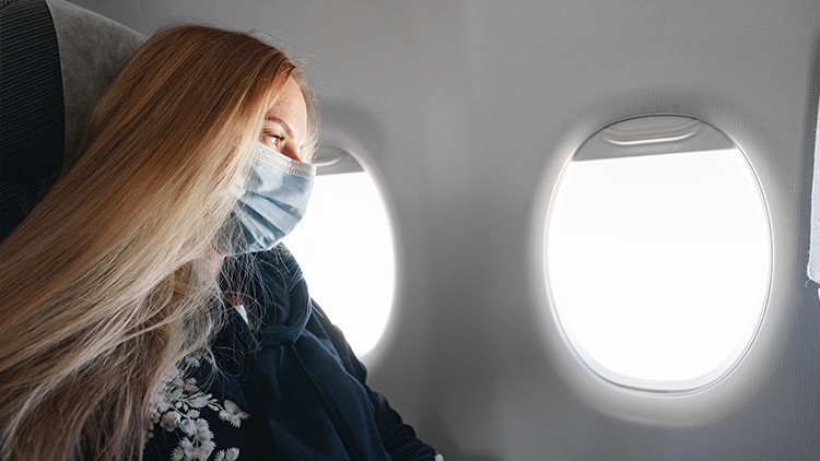 Uçak içlerinde maske kalkacak mı Ekşi yanıtladı