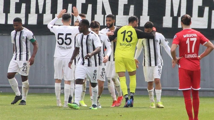 Manisa FK, Balıkesirsporu farklı geçti