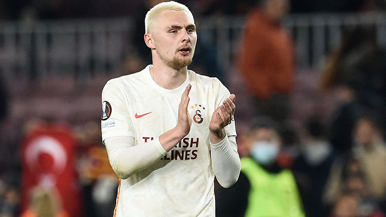 Galatasarayda Victor Nelssondan flaş Torrent sözleri Kulüpteki oyuncular... Galatasarayda Victor Nelssondan flaş Torrent sözleri Kulüpteki oyuncular...