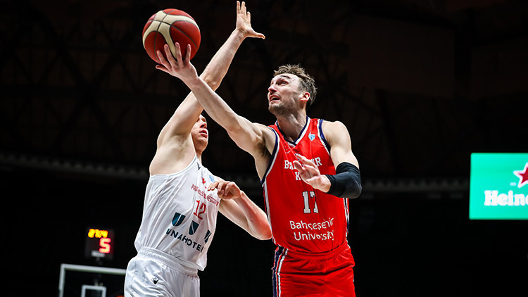 Reggiana 69-72 Bahçeşehir Koleji