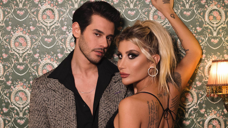 İlişki ihanetle bitti Saltanat sona erdi çeyrek popçu... İlişki ihanetle bitti Saltanat sona erdi çeyrek popçu...