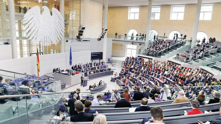 PKK terörü Almanya’da serbestlik peşinde