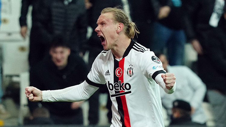 Son dakika: Beşiktaşta Vida ve Rıdvan sezonu kapattı