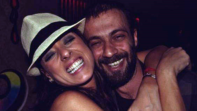 Nereden bilebilirdim o akşam seni son kez gördüğümü Nereden bilebilirdim o akşam seni son kez gördüğümü