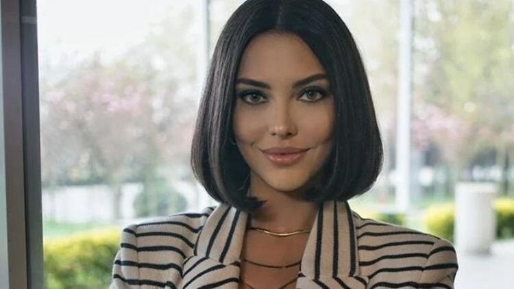 Tuvana Türkay kimdir, kaç yaşında, nereli Tuvana Türkay, Afara konukları arasında Tuvana Türkay kimdir, kaç yaşında, nereli Tuvana Türkay, Afara konukları arasında