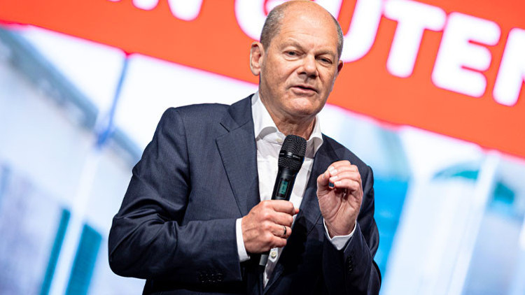 Scholz’a ağır suçlama: ‘Ukrayna’nın kazanmasını istemiyor’