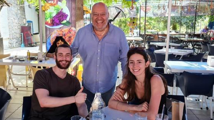 Eski Fransa Cumhurbaşkanı Sarkozynin oğlundan Türkiyeye övgü: Çok şanslısınız