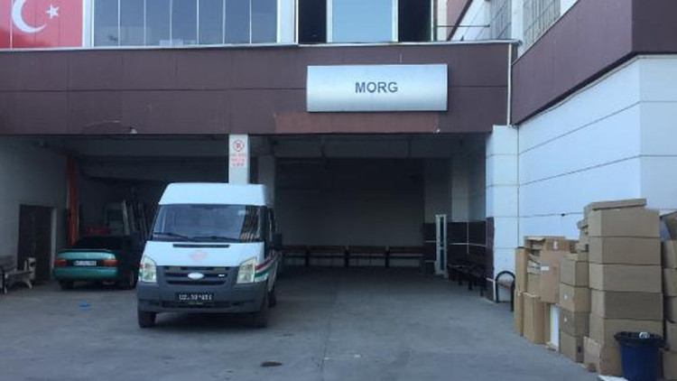 3 yaşındaki çocuğun kahreden ölümü Korkuluk demirlerine başı sıkıştı