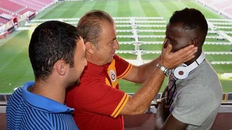 Son dakika: Fenerbahçe için Galatasarayın eski yıldızı Bruma iddiası Transferde tek rakip var... Son dakika: Fenerbahçe için Galatasarayın eski yıldızı Bruma iddiası Transferde tek rakip var...