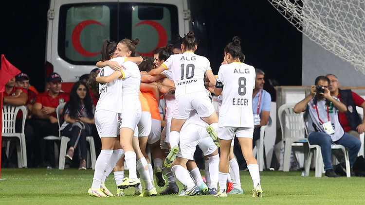 Kadın Futbol Süper Liginde şampiyon ALG Spor