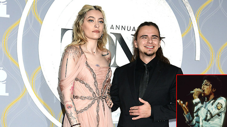 Efsane şarkıcının çocukları ödül gecesinde: Babaları onları böyle göremedi