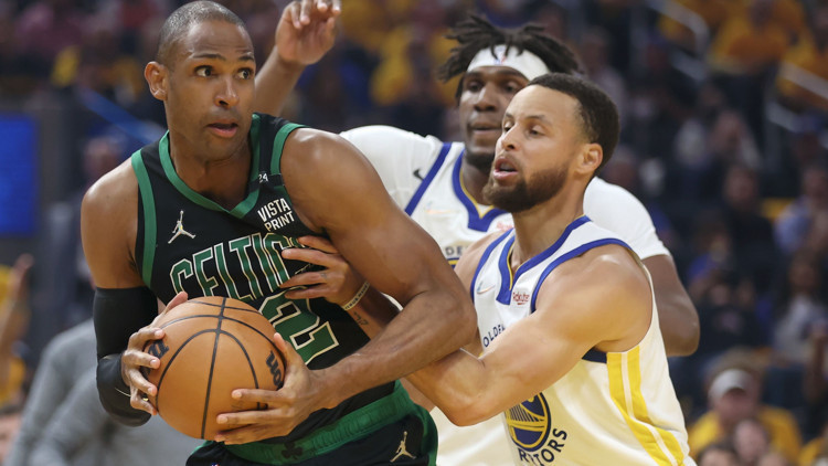 Golden State Warriors NBA şampiyonluğuna bir adım yakın