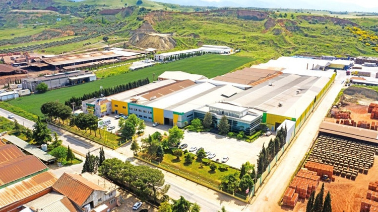 Lidya Konservecilik gıdadan inşaata Lidya Konservecilik gıdadan inşaata