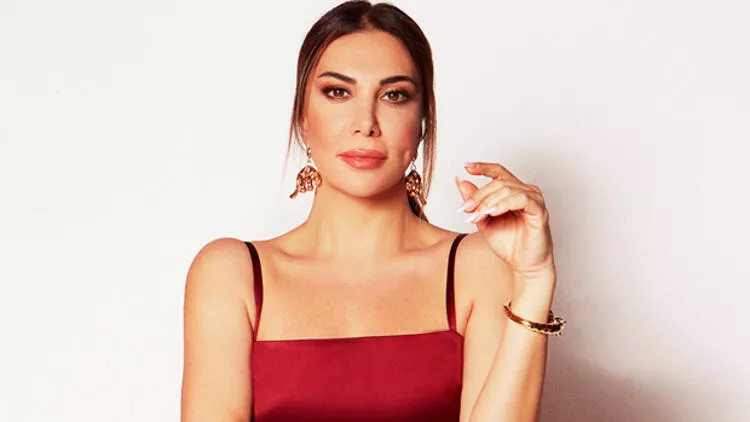 Ebru Yaşar kimdir, nereli, kaç yaşında Ebru Yaşar, Şarkılar Bizi Söylere konuk oluyor