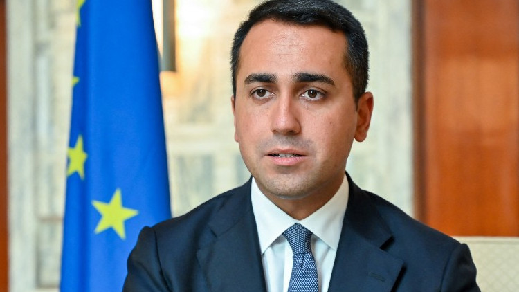 İtalyada Ukrayna krizi Dışişleri Bakanı partisinden ayrıldı İtalyada Ukrayna krizi Dışişleri Bakanı partisinden ayrıldı