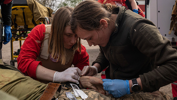Savaşın ön cephesindeki Ukraynalı kadınlar... Bu hayatta sadece snowboard yapmayı seven birisiydim Savaşın ön cephesindeki Ukraynalı kadınlar... Bu hayatta sadece snowboard yapmayı seven birisiydim
