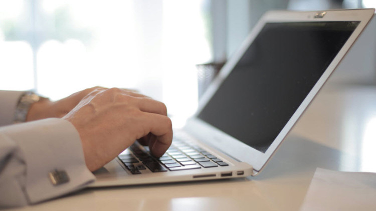 Hibrit çalışanlar daha mutlu ve daha sağlıklı oluyor Hibrit çalışanlar daha mutlu ve daha sağlıklı oluyor