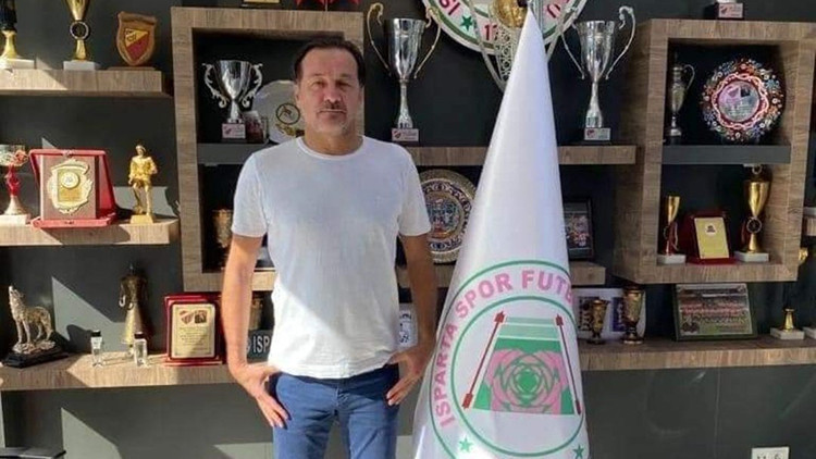 Isparta 32 Spor, Yusuf Şimşek ile prensipte anlaştı