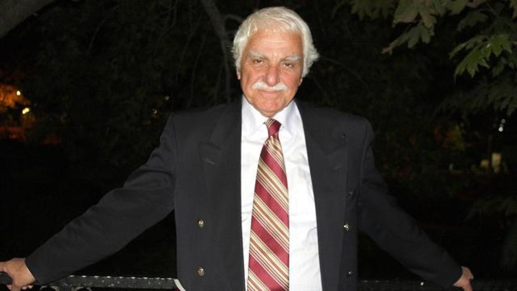 Semih Sergen kimdir Toprak ve Burak Sergenin babası Semih Sergen hakkında bilgiler