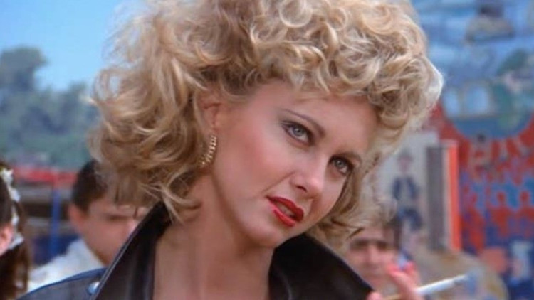 Olivia Newton-John kimdir, hangi filmlerde oynadı Olivia Newton-John, Grease filmi ile adını duyurmuştu