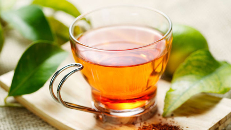 Öksürüğe iyi gelen şeyler nelerdir Öksürüğe iyi gelen yiyecekler, içecekler ve karışımlar