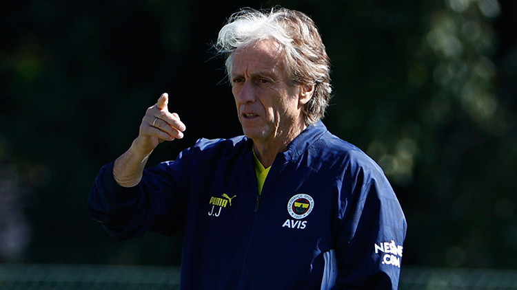 Son Dakika: Fenerbahçeye ters köşe golcü Aboubakar ve Batshuayi derken...