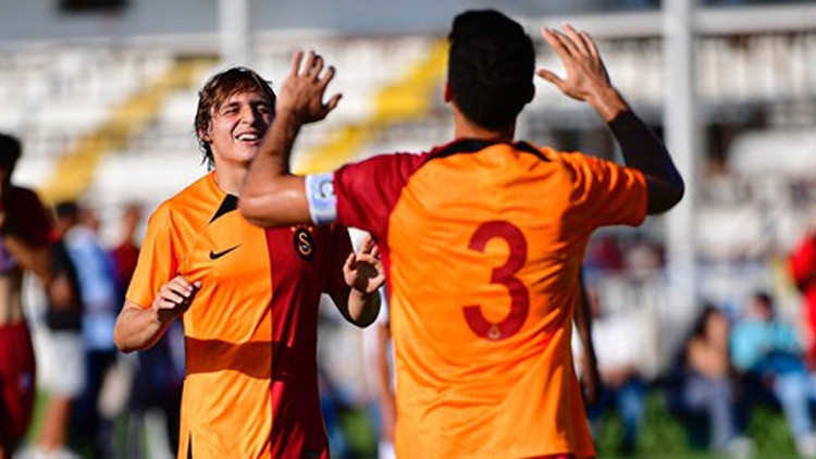 Galatasaray, Rezerv Liginde Ümraniyespora gol yağdırdı Galatasaray, Rezerv Liginde Ümraniyespora gol yağdırdı