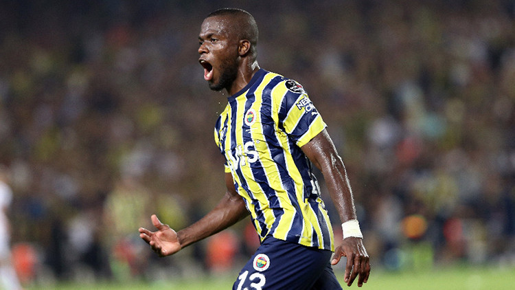 Son dakika: Fenerbahçe - Adana Demirspor maçında Enner Valencia durdurulamadı Max Kruseden sonra bir ilk yaşandı Son dakika: Fenerbahçe - Adana Demirspor maçında Enner Valencia durdurulamadı Max Kruseden sonra bir ilk yaşandı