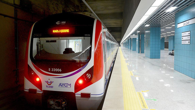 Marmaray seferleri hafta sonları 01:30a kadar uzatıldı